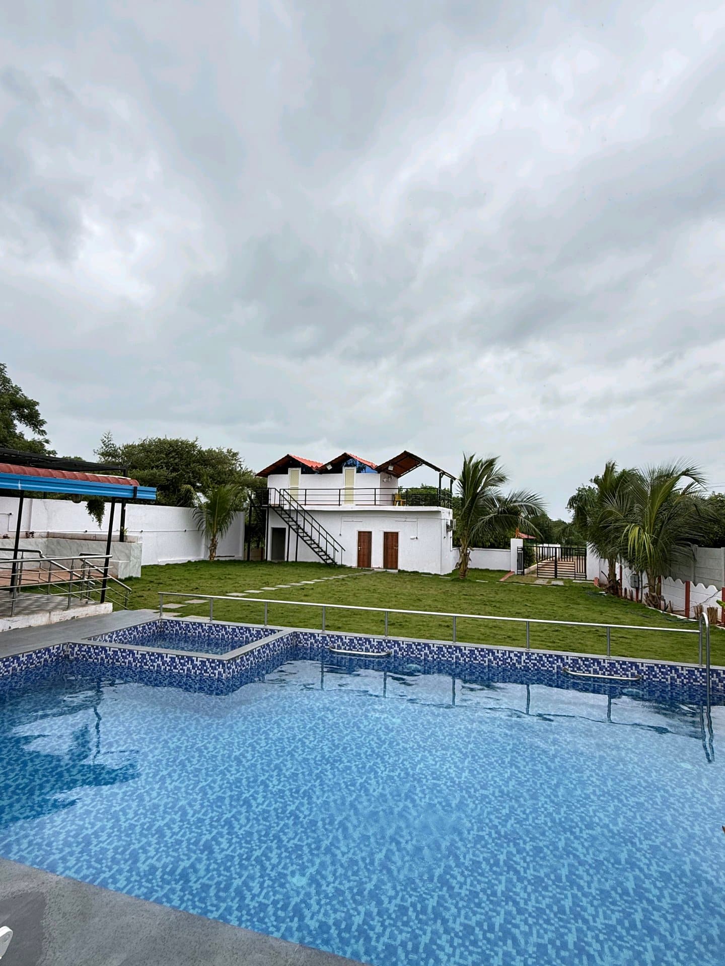 Dozzy 2185 (6 BHK) — photo 5