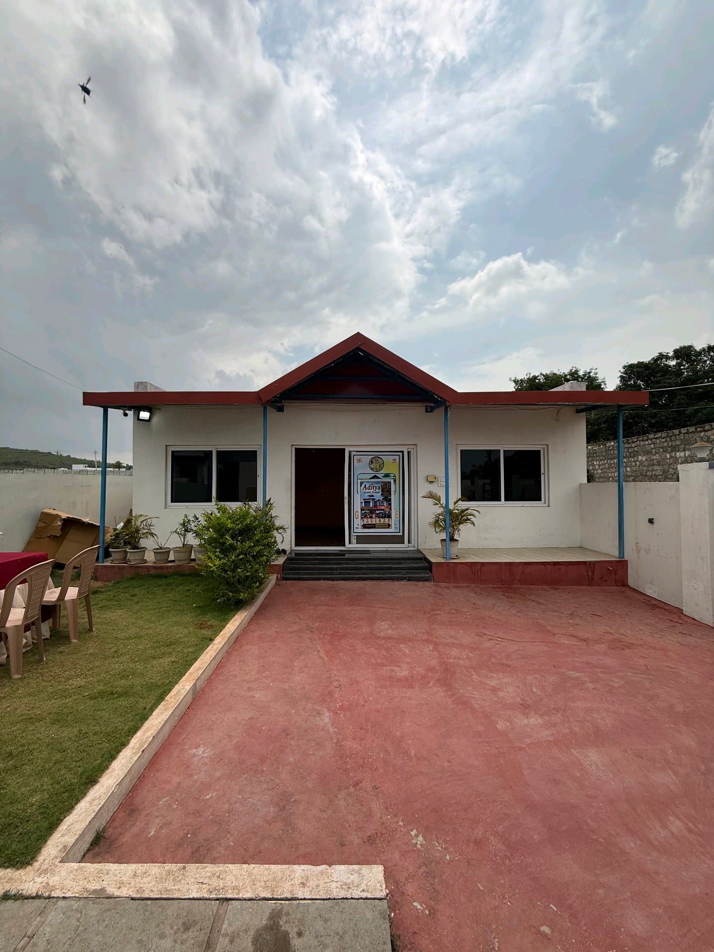 Dozzy 2214 (2 BHK), Maisigandi