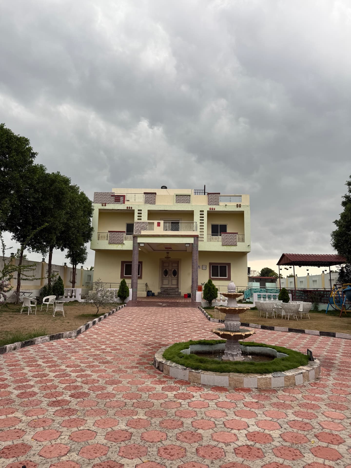 Dozzy 1755 (5 BHK), CHEVELLA