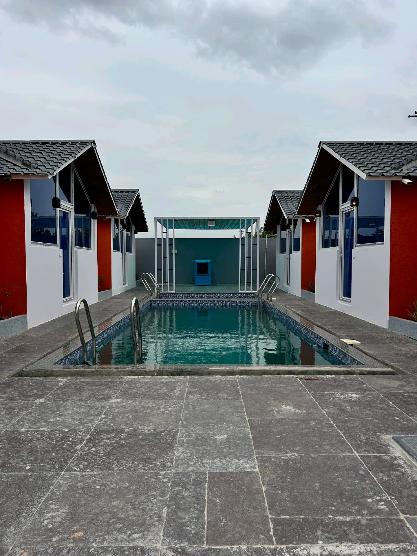 Dozzy 1813 (6 BHK) — photo 4