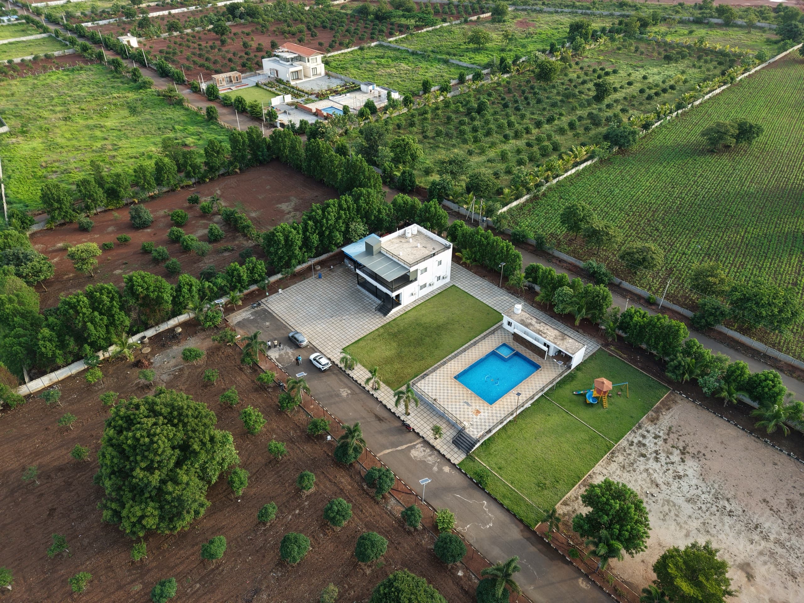 Dozzy 1844 (4 BHK) — photo 2
