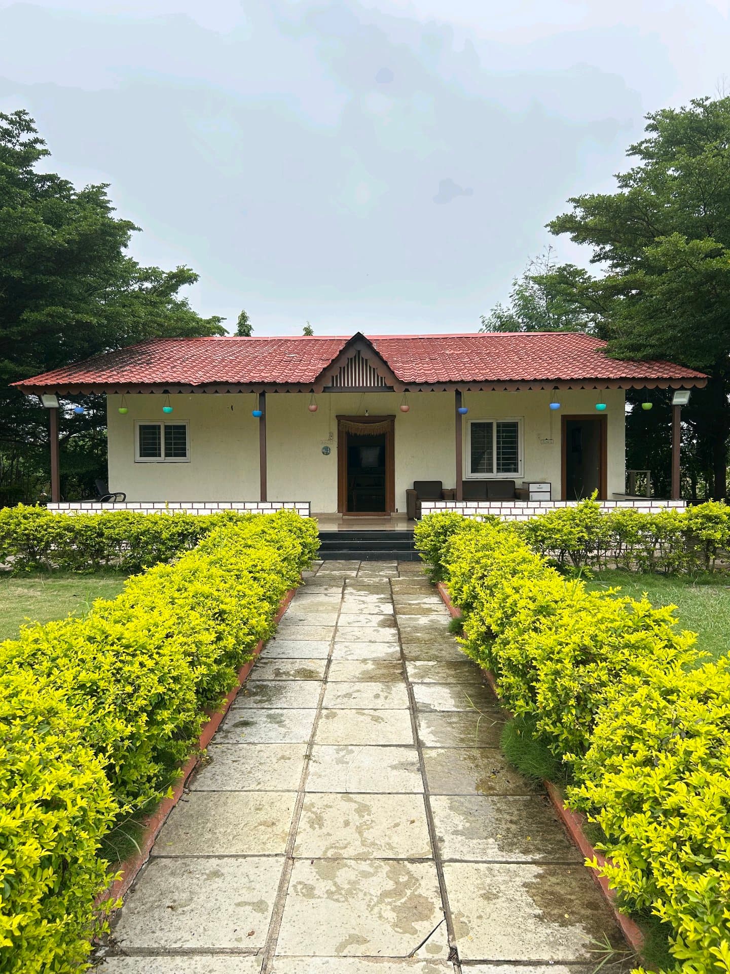Dozzy 1853 (2 BHK), Lingareddy Guda