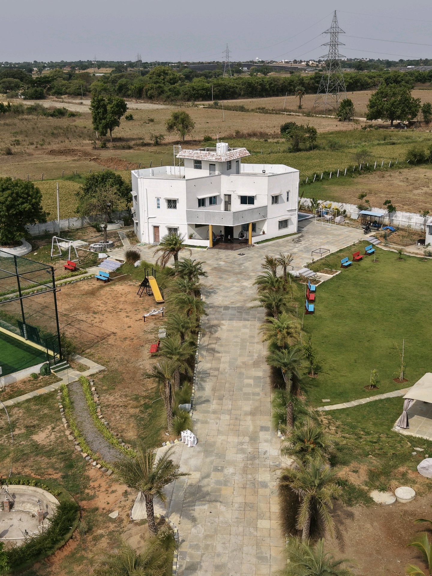 Dozzy 1704 (7 BHK), Gunded