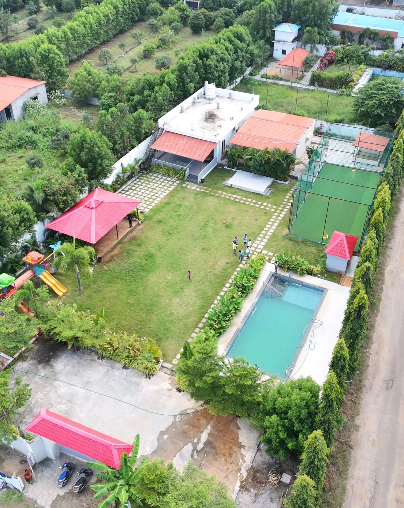 Dozzy 2008 (3 BHK), Yethbarpalle