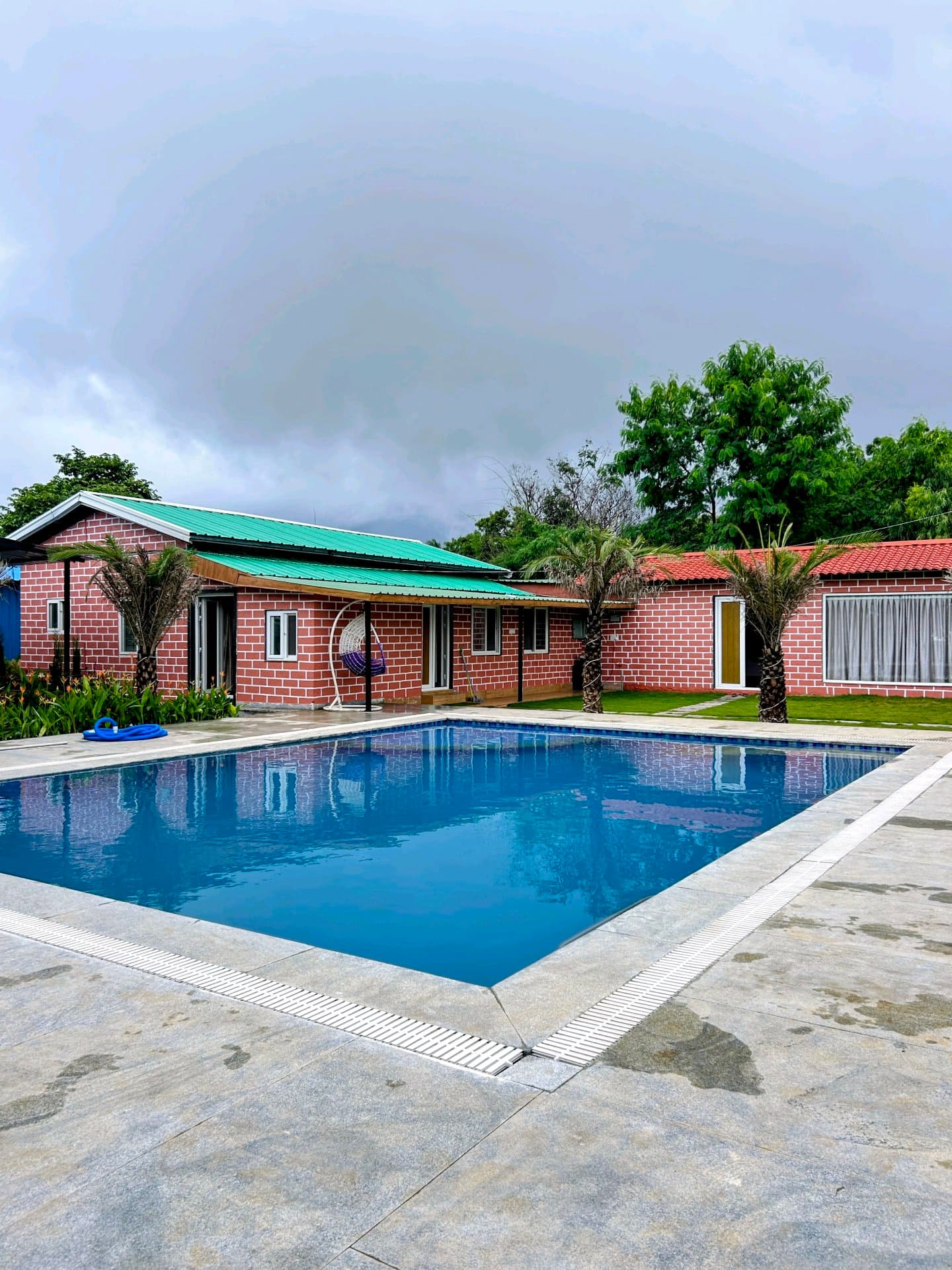 Dozzy 1887 (3 BHK), Chinnashapur