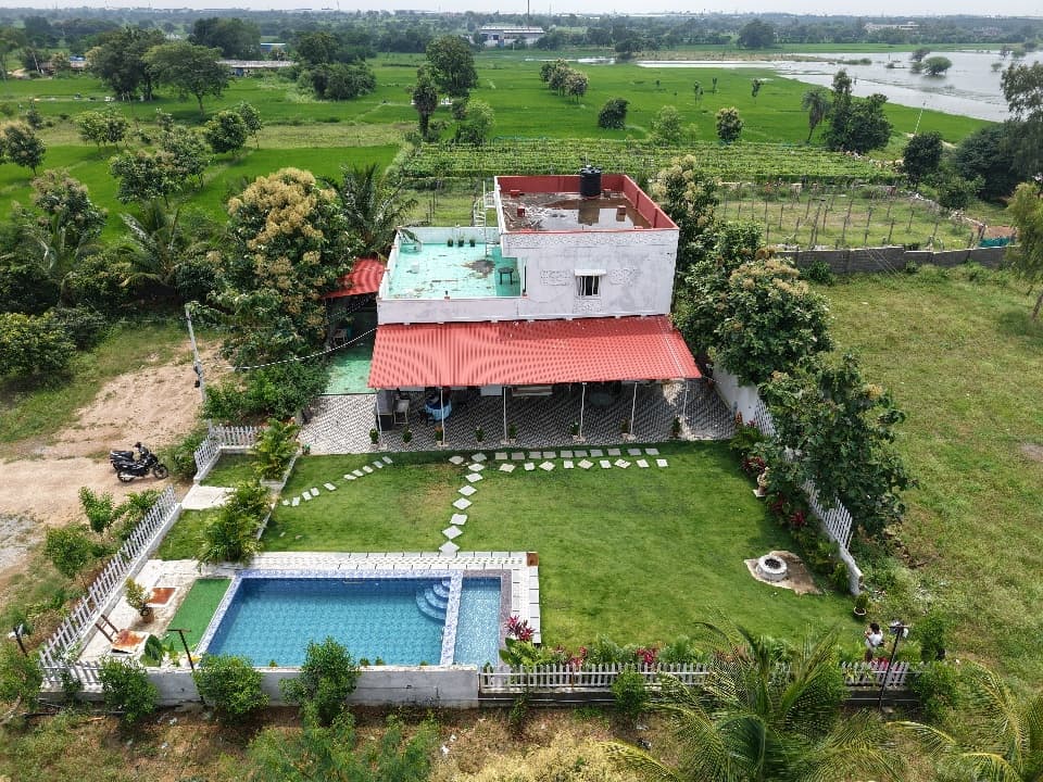 Dozzy 1946 (3 BHK), Bashaboinas farm