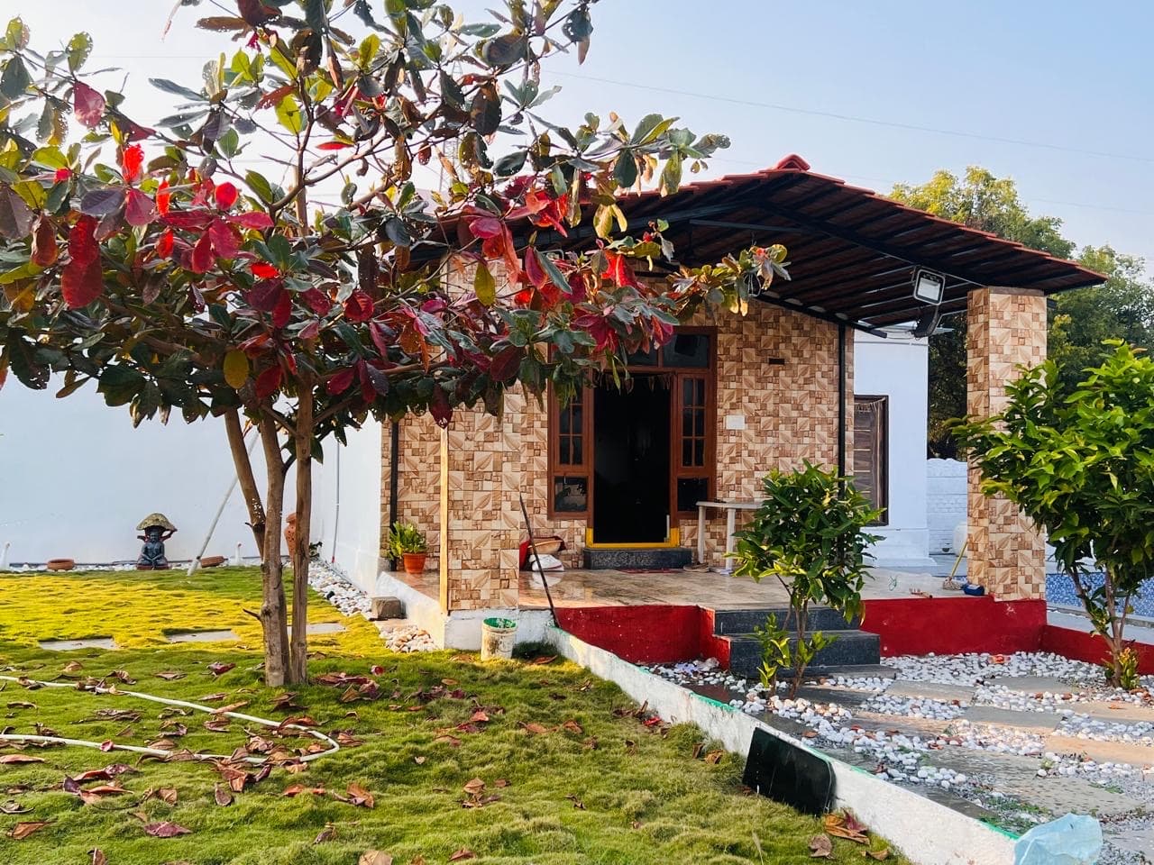 Ahalora Stay, Ghatkesar