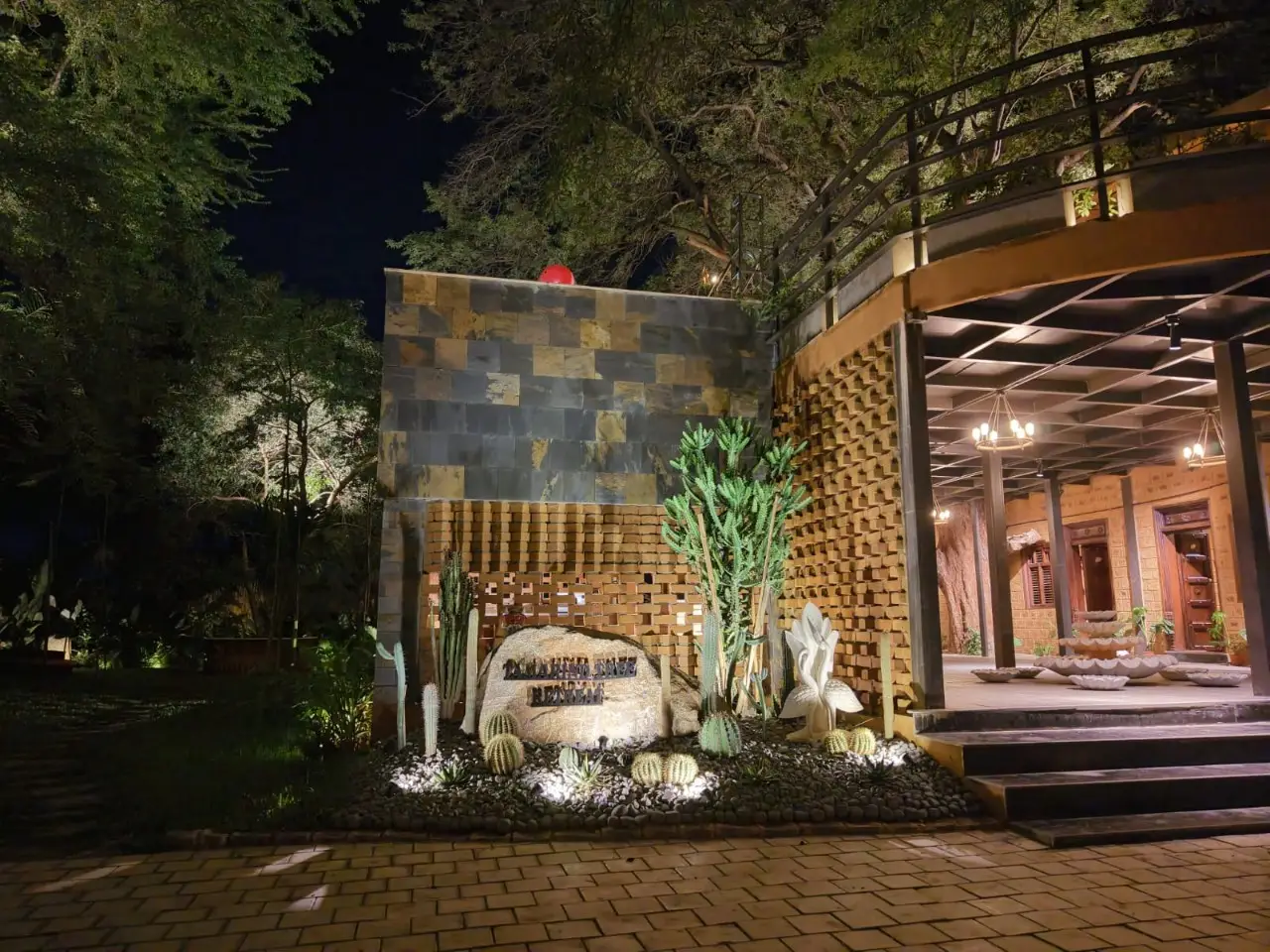 Tamarind Grove — photo 3