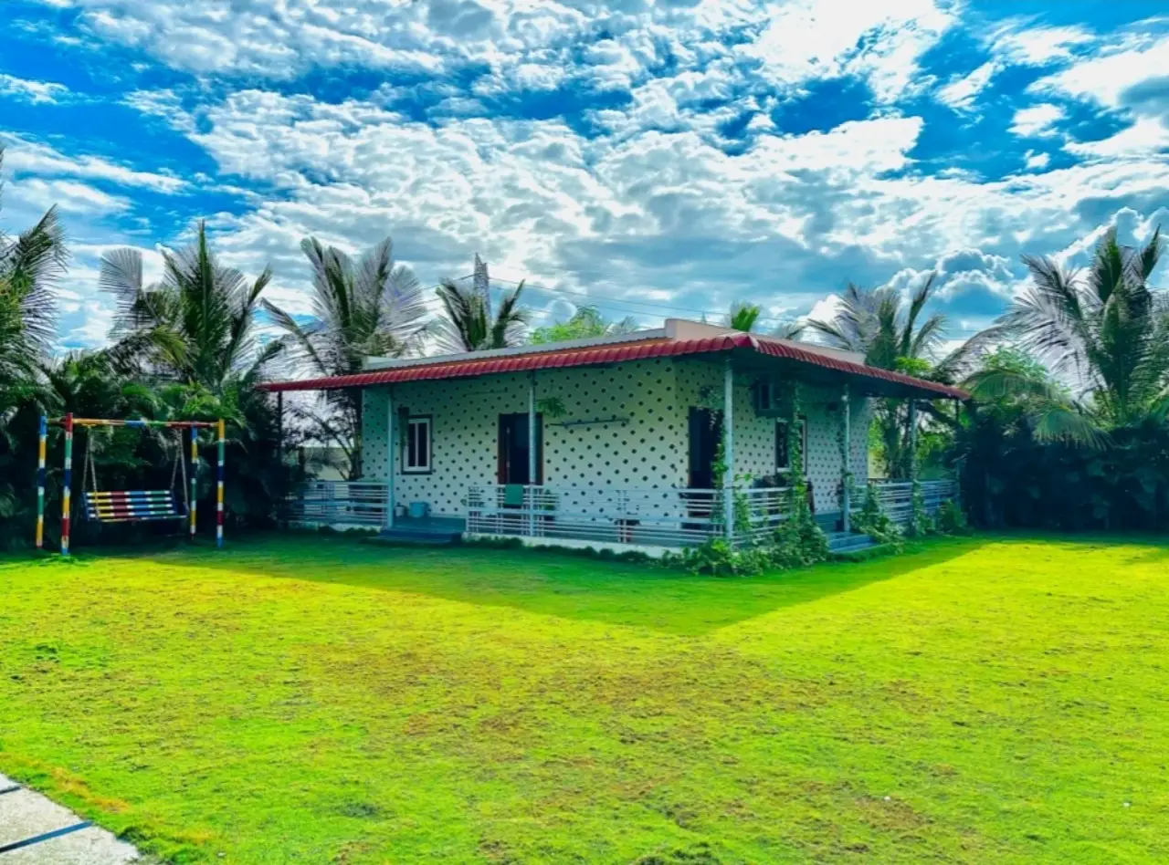 NS Luxe Retreat, Moinabad