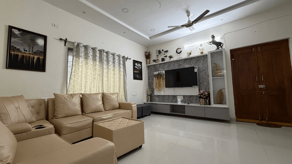 Lush Horizon Villa with Box Cricket — photo 3