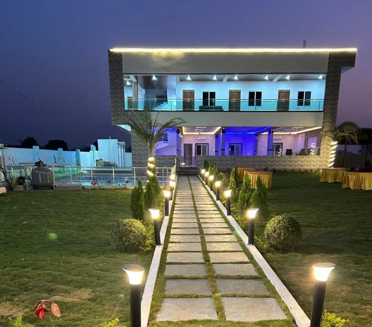 PKR farmhosue, Koheda