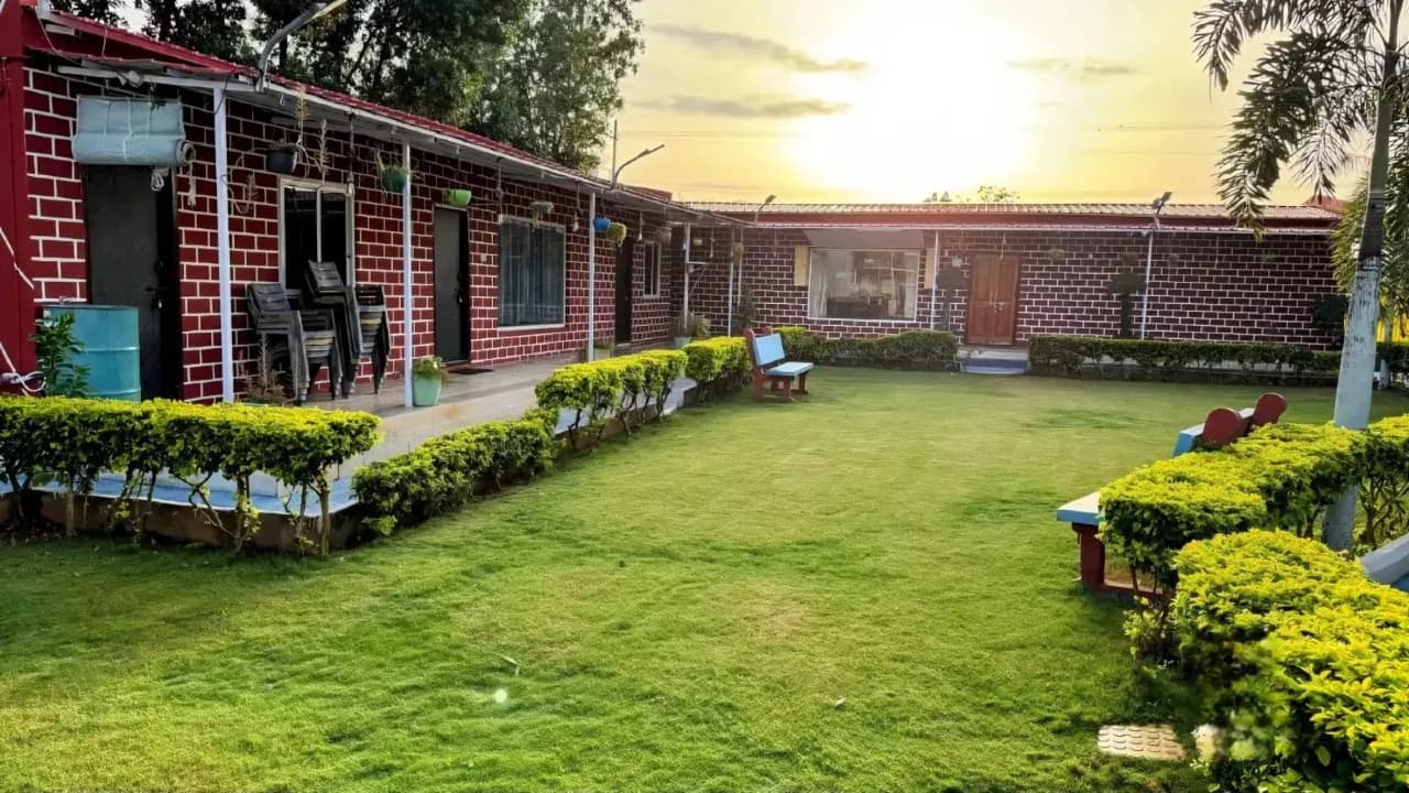 S L Farm House, Chevella