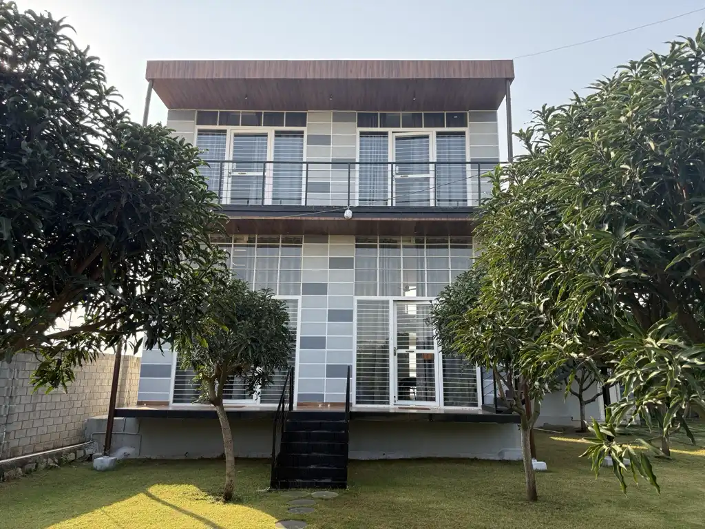 Tranquil Edge Farmhouse, Moinabad